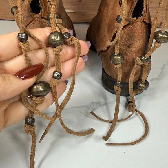 Free People Wayland Brown Distressed Leather Studs Back Ankle Boots Women's 6.5 - Picture 11 of 16